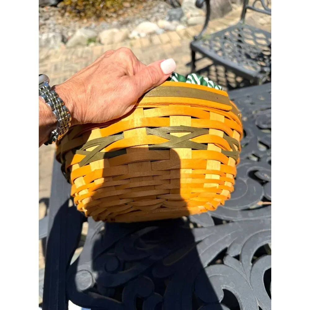 Vintage Longaberger 1999 Christmas Collection Popcorn Basket NWT Liner Protector